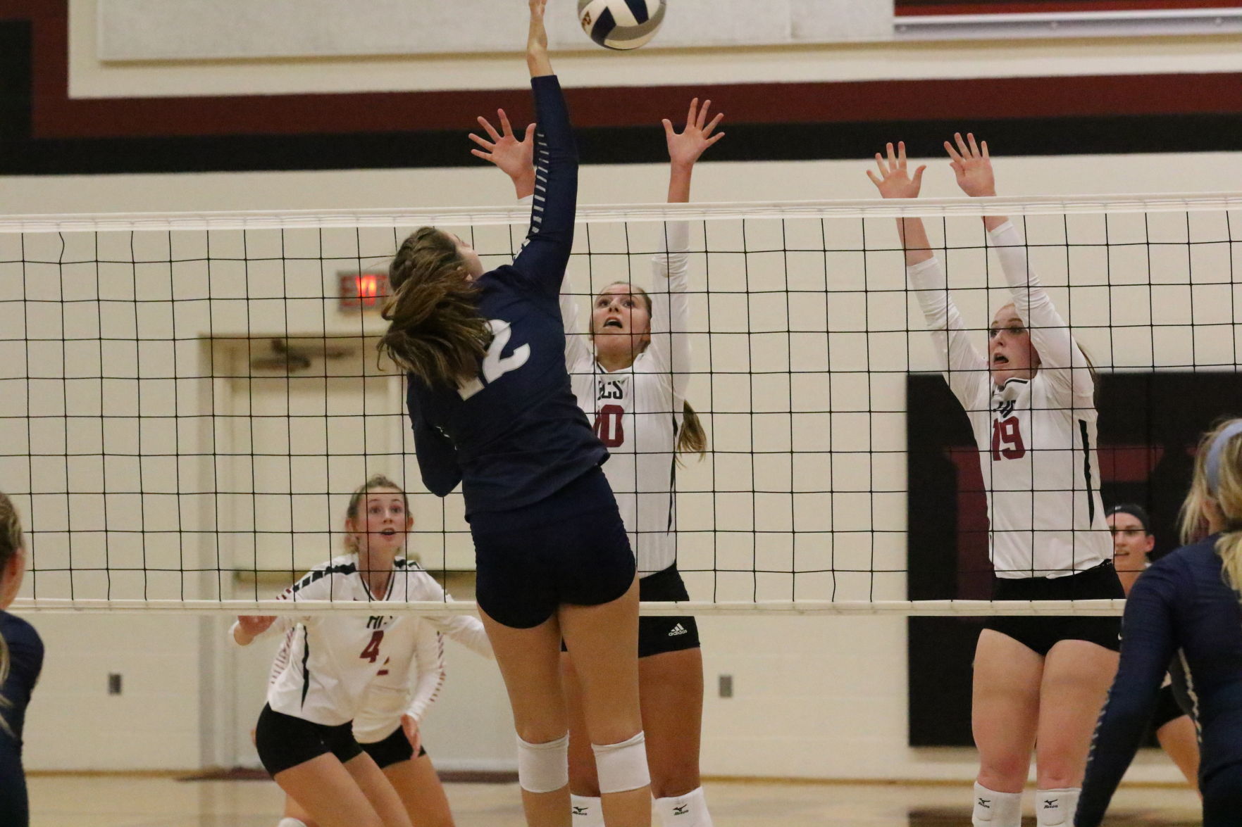 Cross County vs. Heartland volleyball 38.JPG
